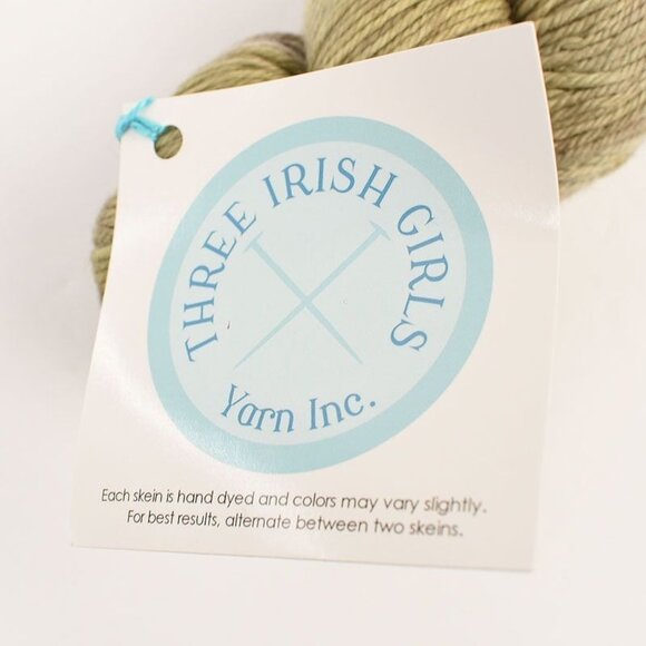 Three Irish Girls Springvale DK Yarn SW Merino 270 Yds Hand Dyed Winterfell - Picture 3 of 4